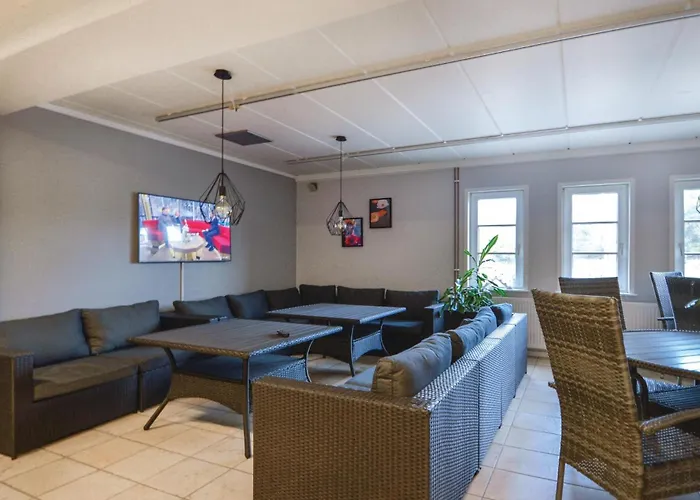 Apartment No 195